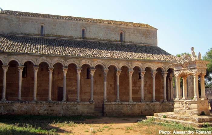 Masserie storiche intorno a Melcarne: Casale Cerrate