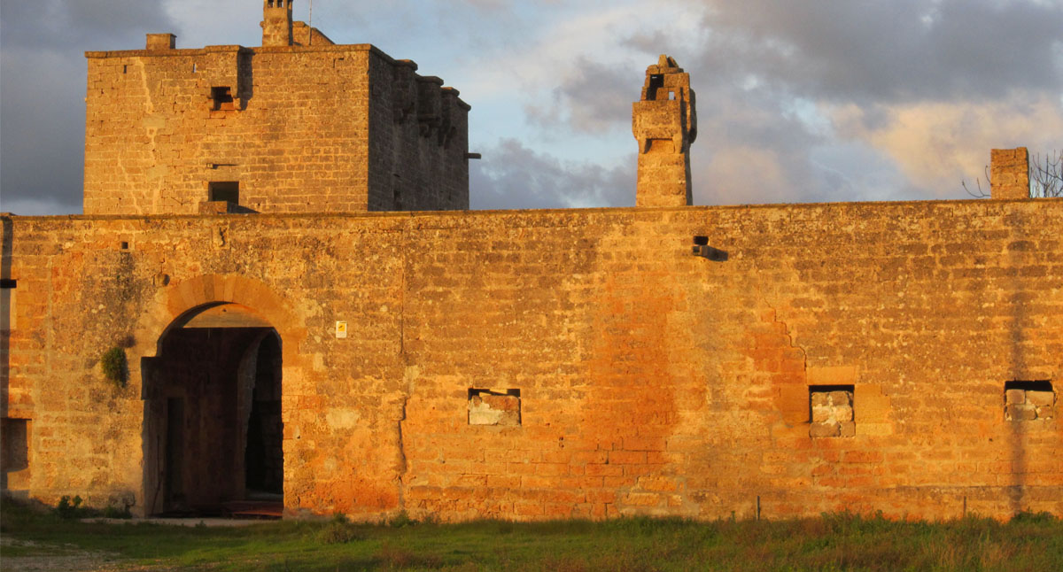 Le torri costiere e masserizie del Salento